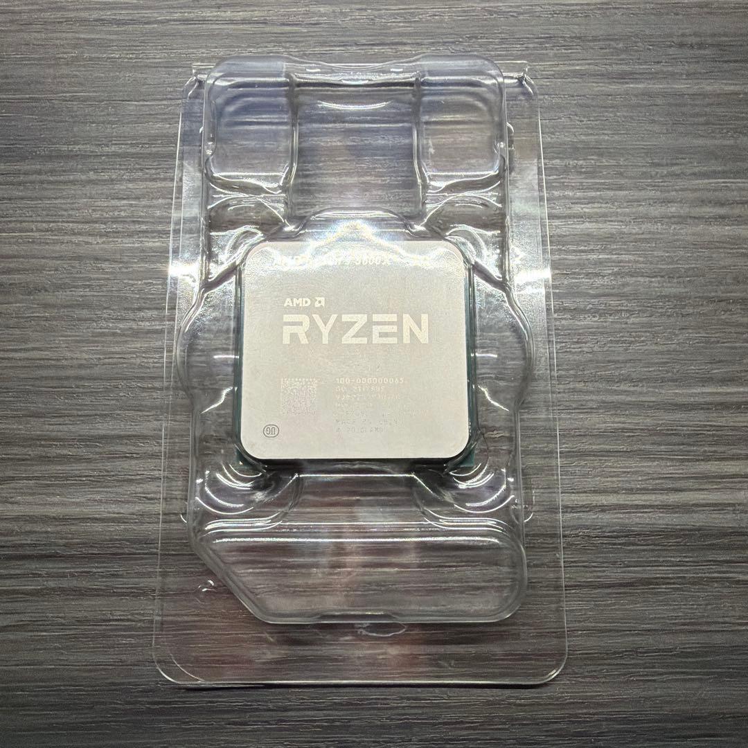 AMD Ryzen 5 5600X (外箱・リテールクーラー付属)