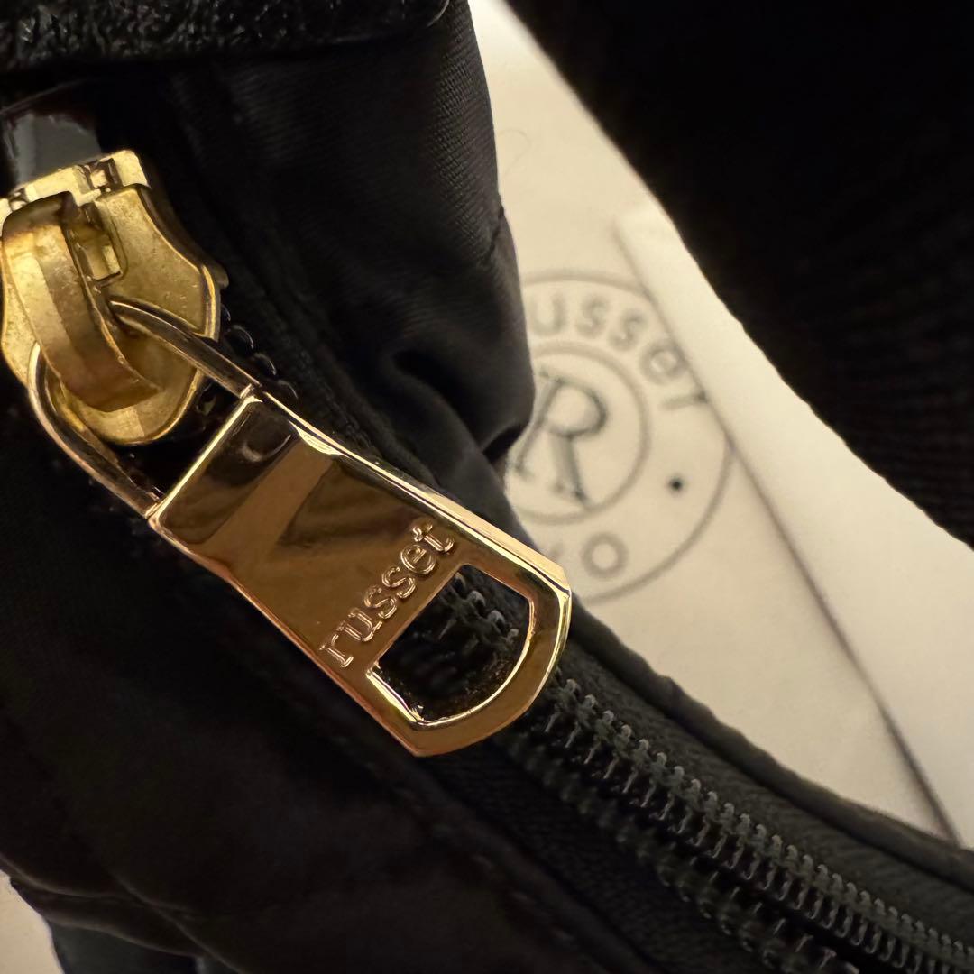 russet キルティングラウンドショルダーバッグ