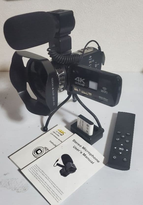 ビデオカメラ  4K 値下げ交渉OKです