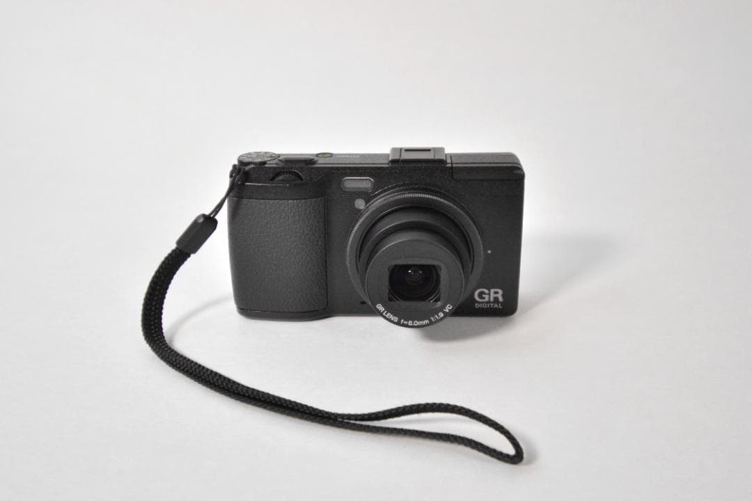 RICOH GR DIGITAL Ⅳ（革ケース・他付属品付）