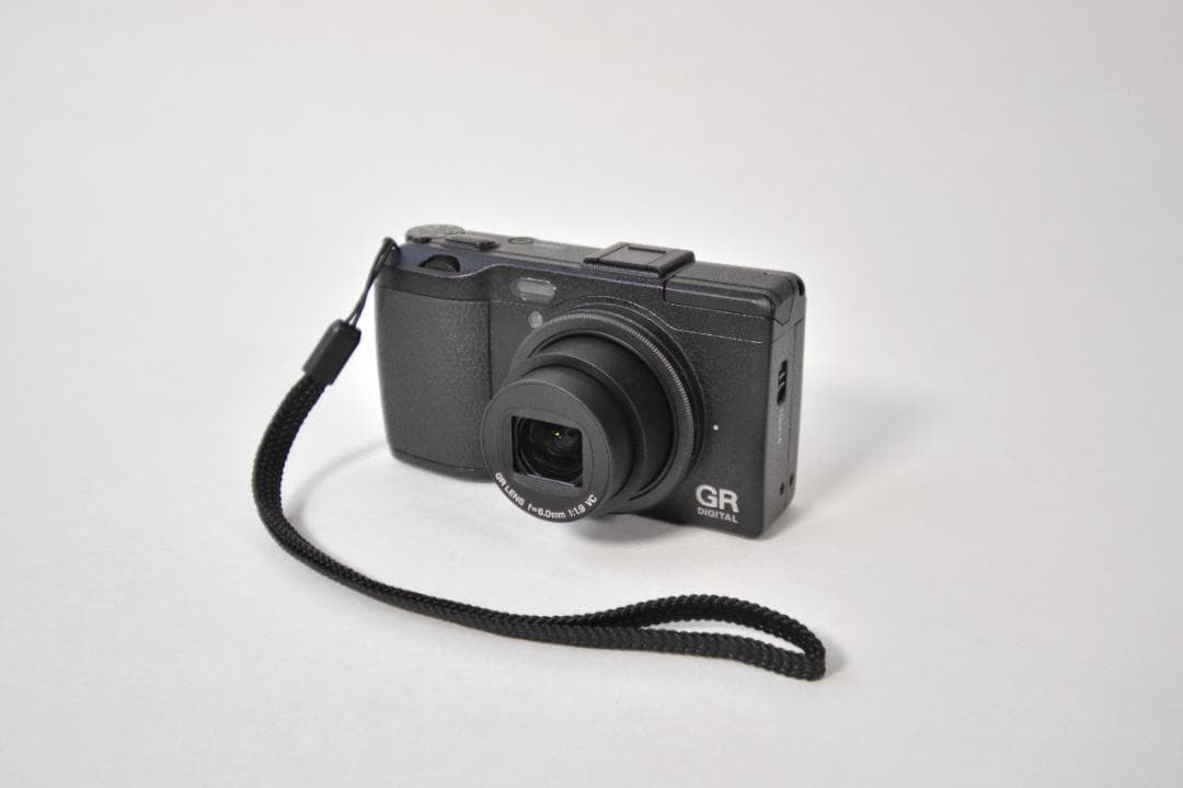 RICOH GR DIGITAL Ⅳ（革ケース・他付属品付）