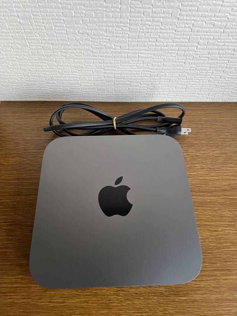 Mac mini 2018 Core i7 6コア3.2GHz メモリ16GB