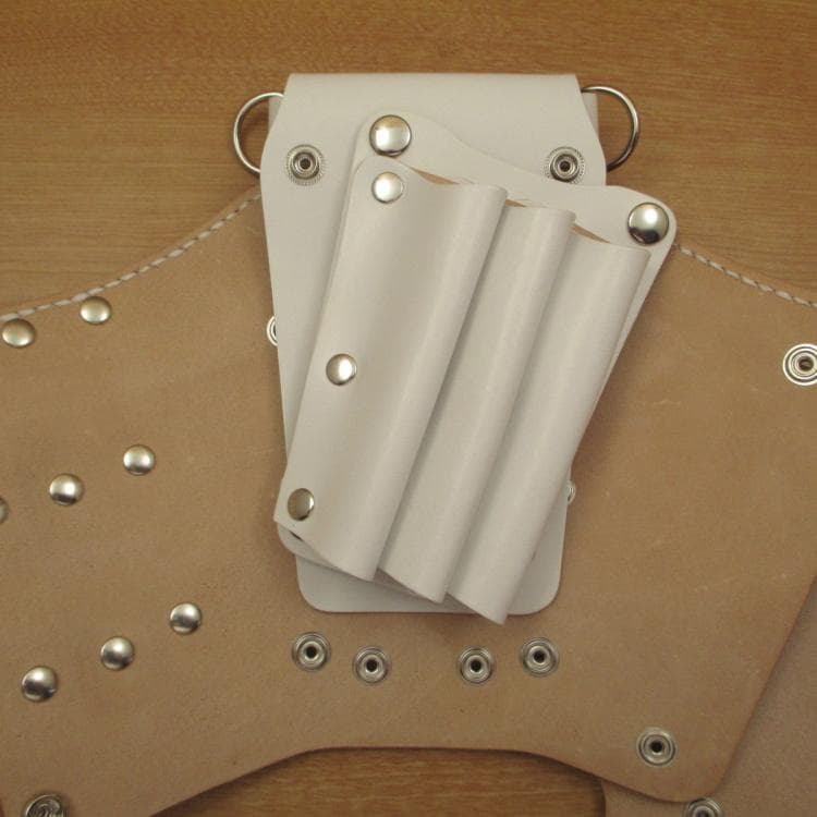 フラワースタッズ装飾　ホワイト　本革　６丁差し　SCA-235/CWA