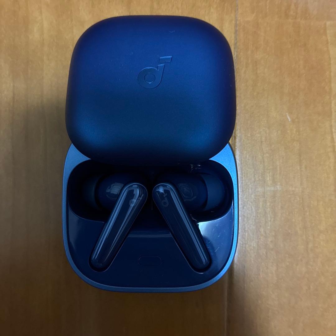 Soundcore Liberty 5 イヤホンケース、箱付属