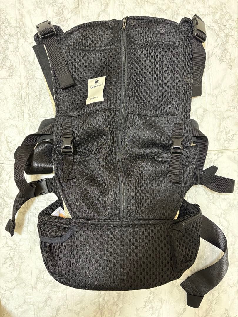 bebe swan メッシュ抱っこ紐 黒