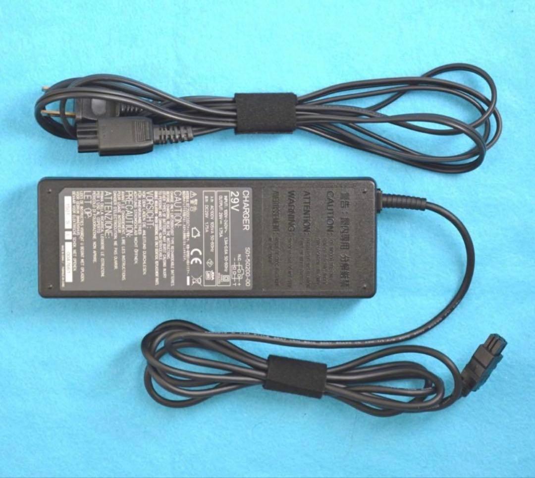 サンスター技研　⭐️電動自転車バッテリー充電器⭐️新品箱入り⭐️入手困難品