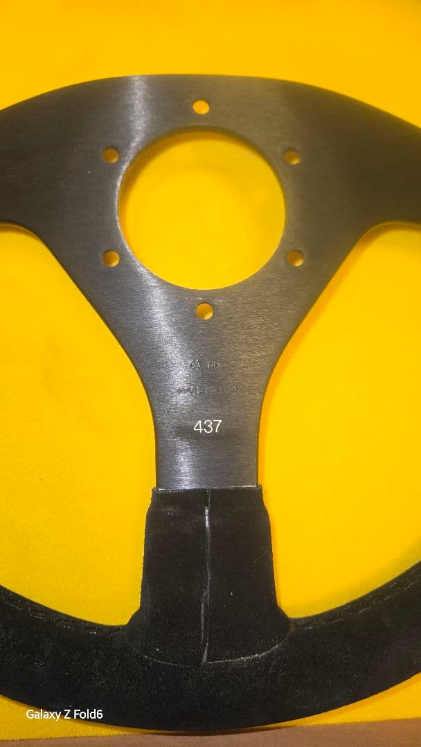 OMP トミー・マキネンWRC４連覇記念モデルステアリング 世界限定500本