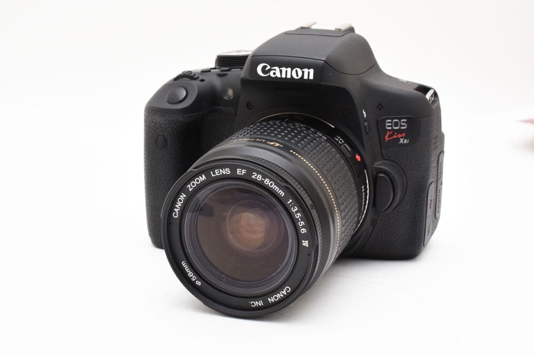 デジタル一眼レフカメラ CANON EOS Kiss X8i/標準レンズセット