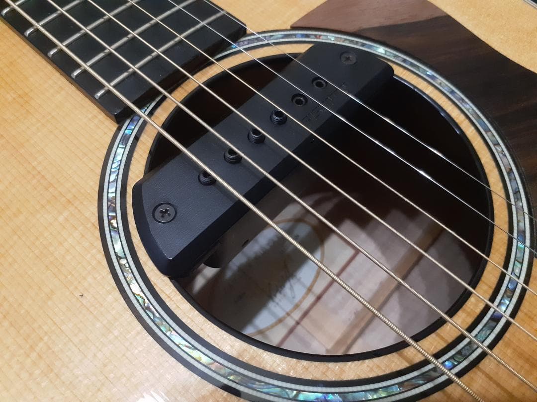 極上杢目 Taylor 618ce 貴重フローレンタインジャンボ 2016年製
