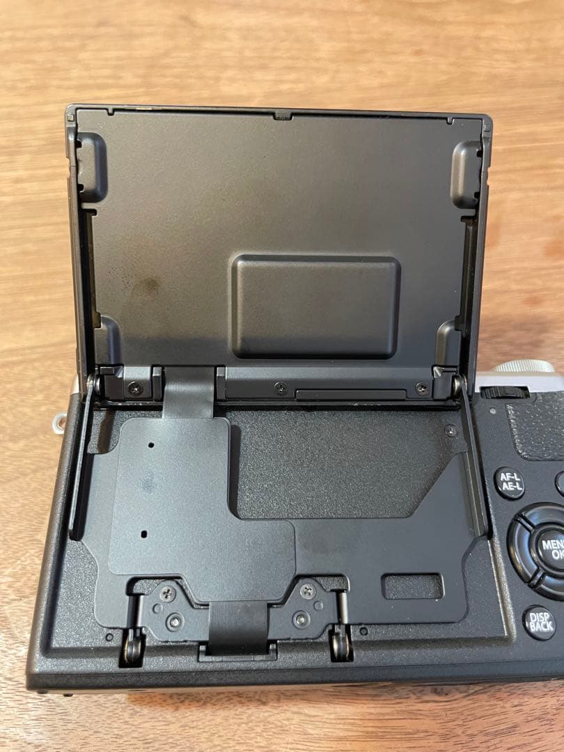 ＊FUJIFILM X70 シルバー＊