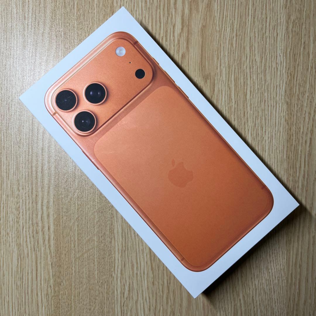 新品、未開封 iPhone 17ProMax 2TB オレンジSIMフリー