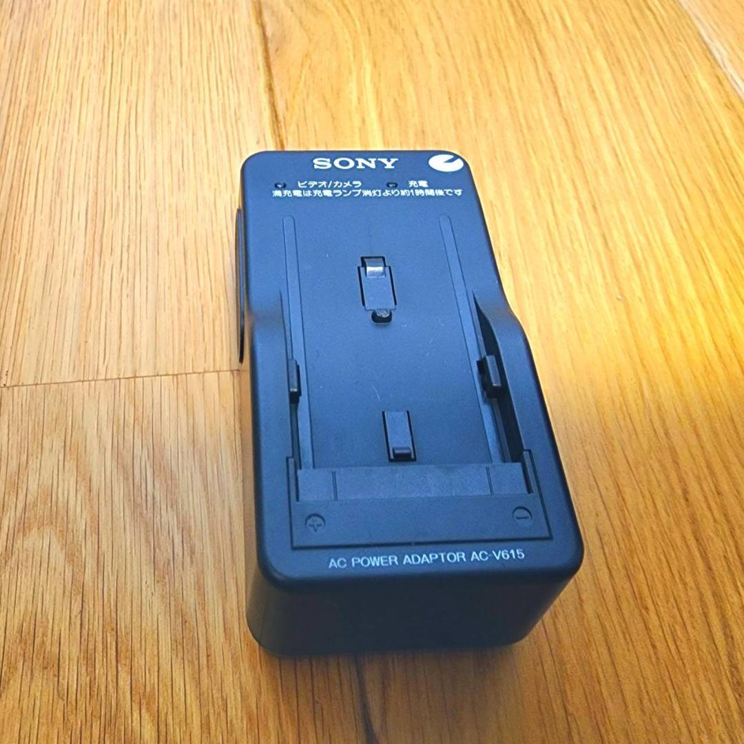 【動作確認済】SONY Hi8 高画質 ビデオカメラ CCD-TR1 セット