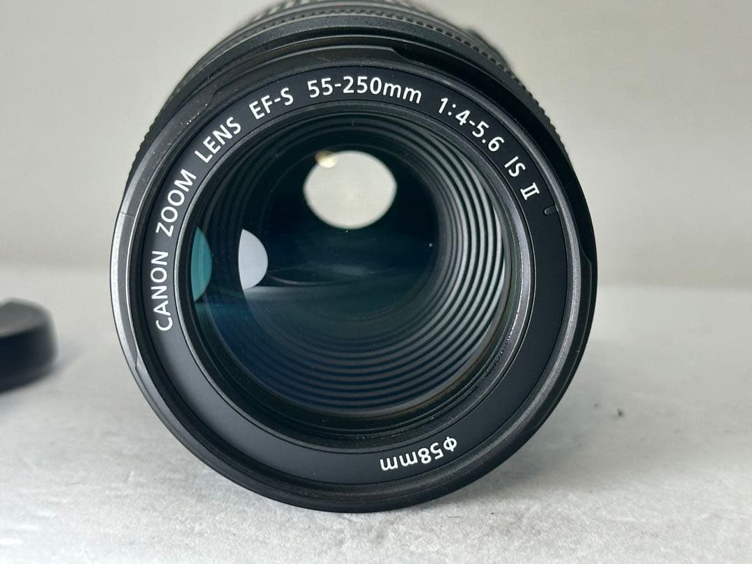 Canon EF-S 55-250mm IS ii ズームレンズ 美品