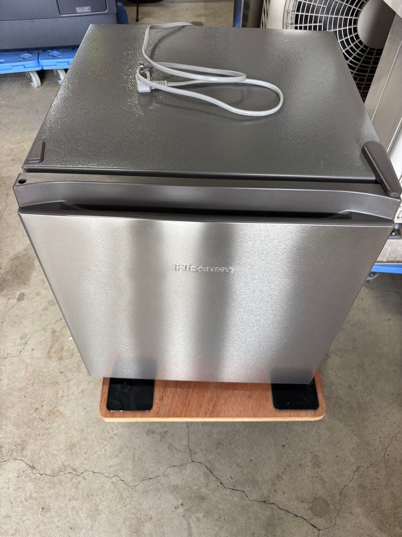 ハイセンス45L 小型冷蔵庫2024年製