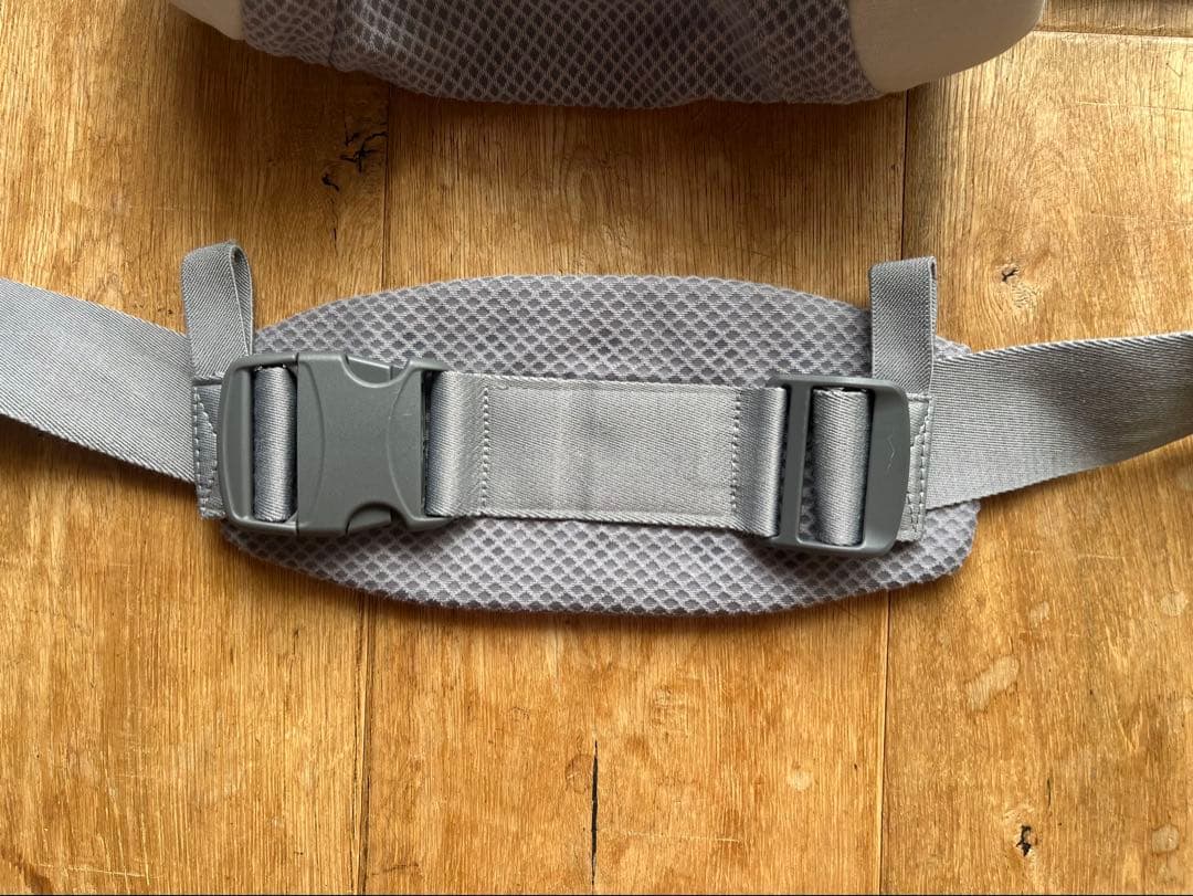 NUNA 抱っこ紐 グレー メッシュ