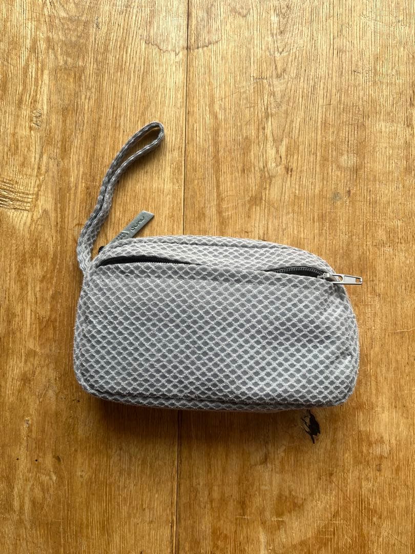 NUNA 抱っこ紐 グレー メッシュ