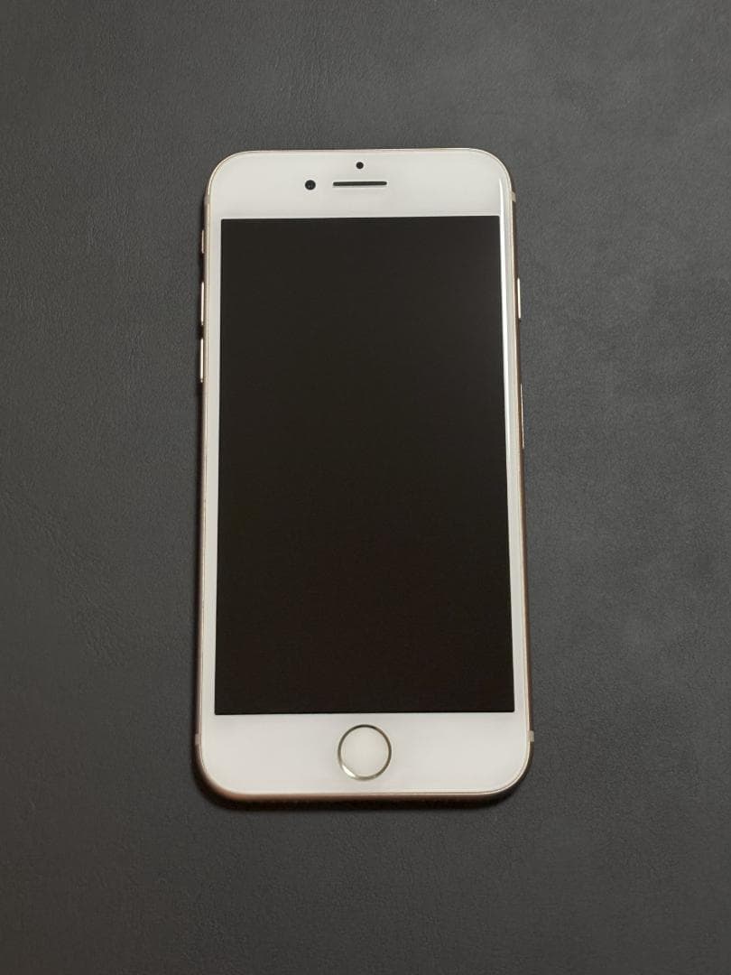 iPhone 8 64GB ゴールド SIMロック解除済み 本体