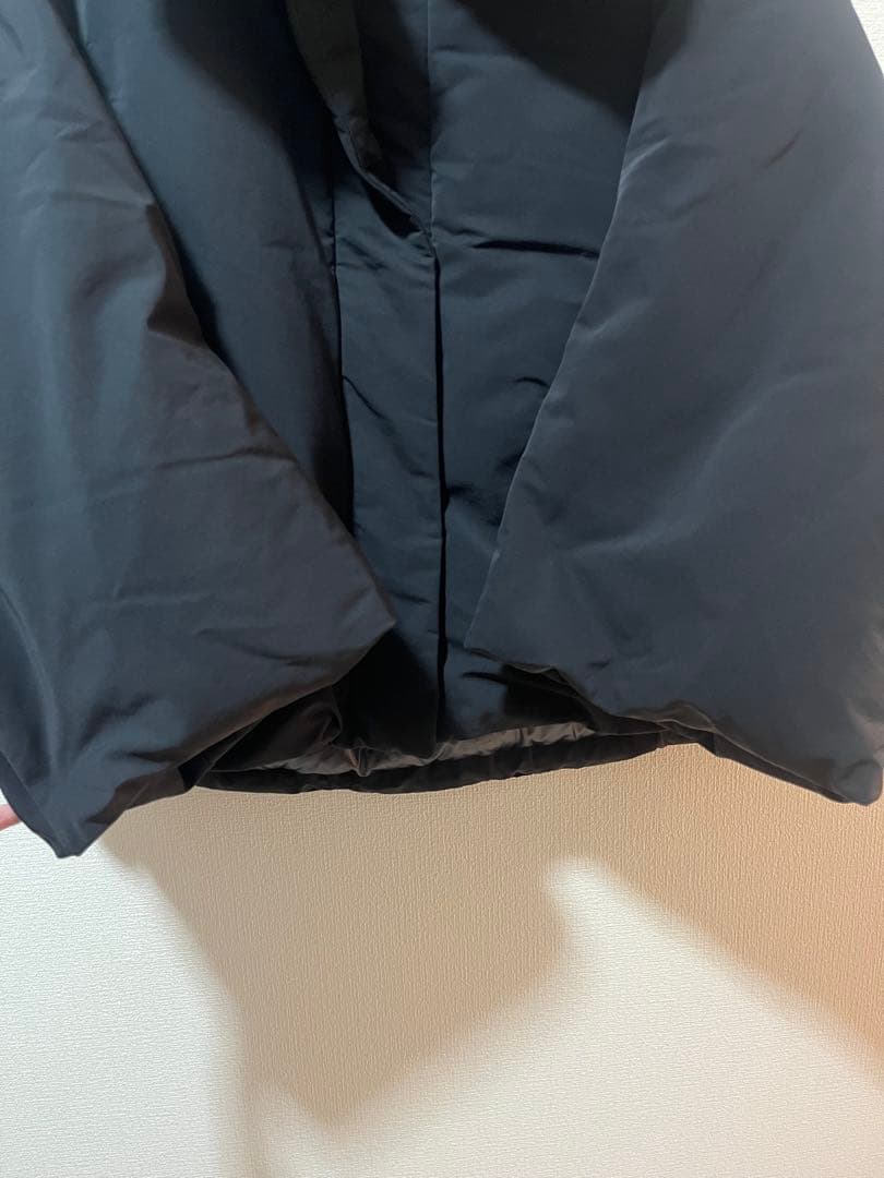 ユニクロ　+J ブラック ダウンジャケット Lサイズ　ジャンパー