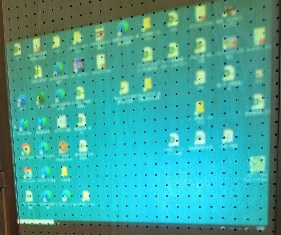 Eiki　projector　LCーXB28 　電源コードなし