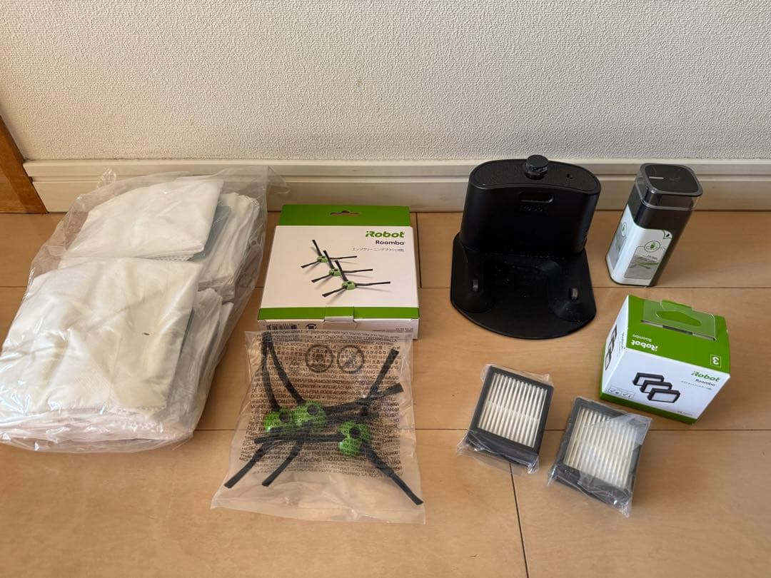 iRobot Roomba i7 ロボット掃除機自動ゴミ収集機能アクセサリー多数