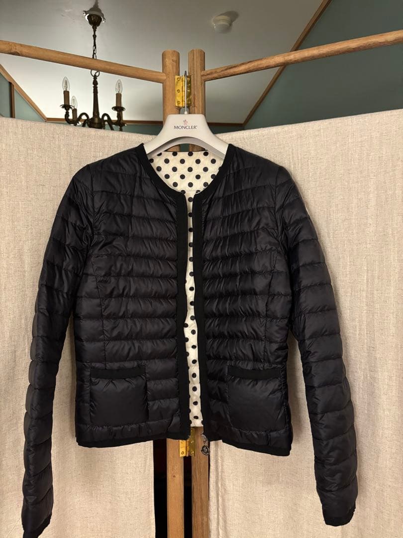 モンクレール　MONCLER ノーカラーダウンジャケット　リバーシブル