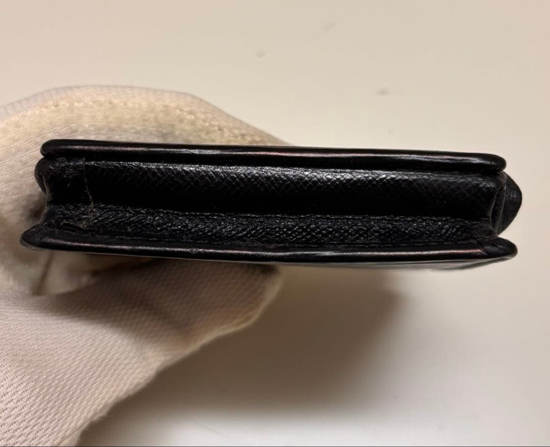 ルイヴィトン　ポルトモネ・ボワット　ケース　黒　エピ M63692