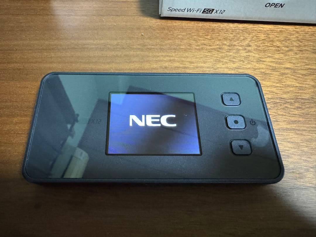 Speed Wi-Fi 5G X12 モバイルルーター、クレードルセット箱説付き