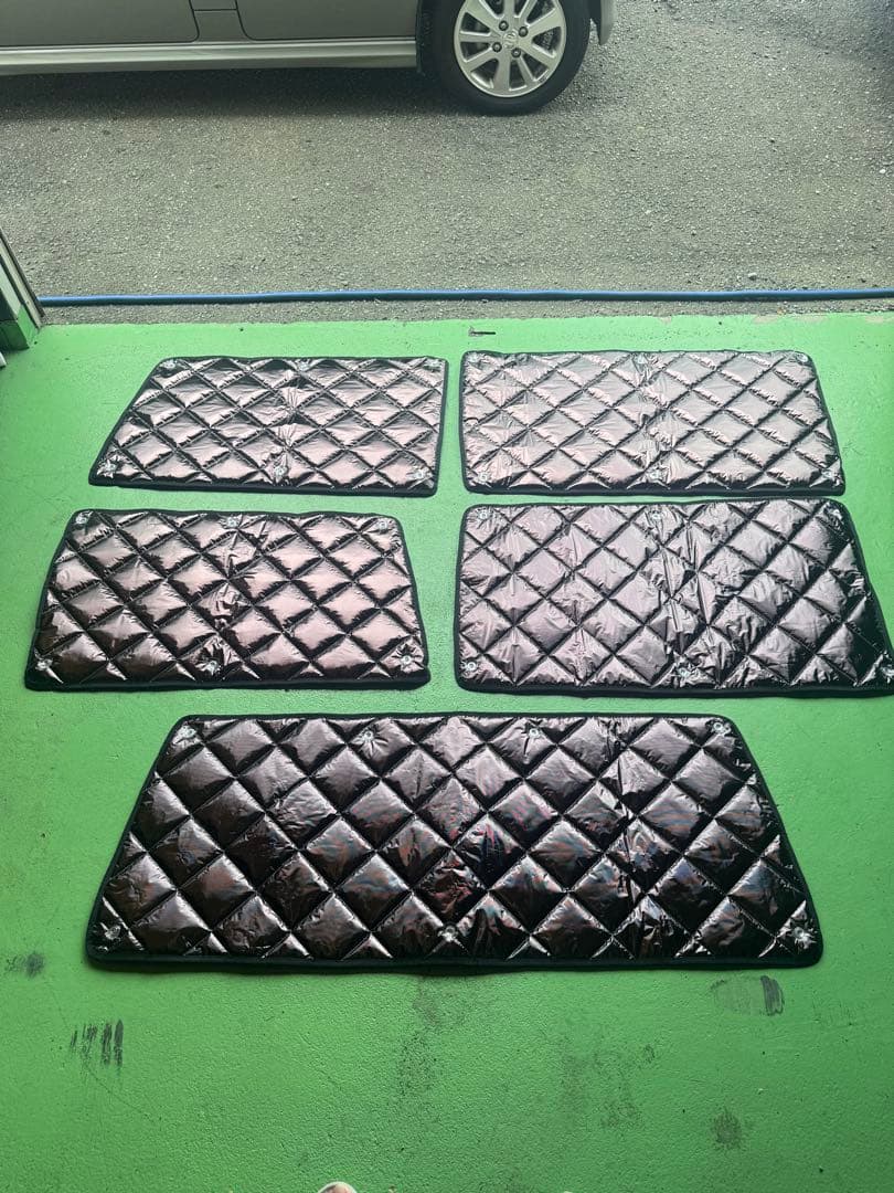 シボレー　アストロ　サンシェード　フルセット アイズ　車中泊　キャンプ　に！