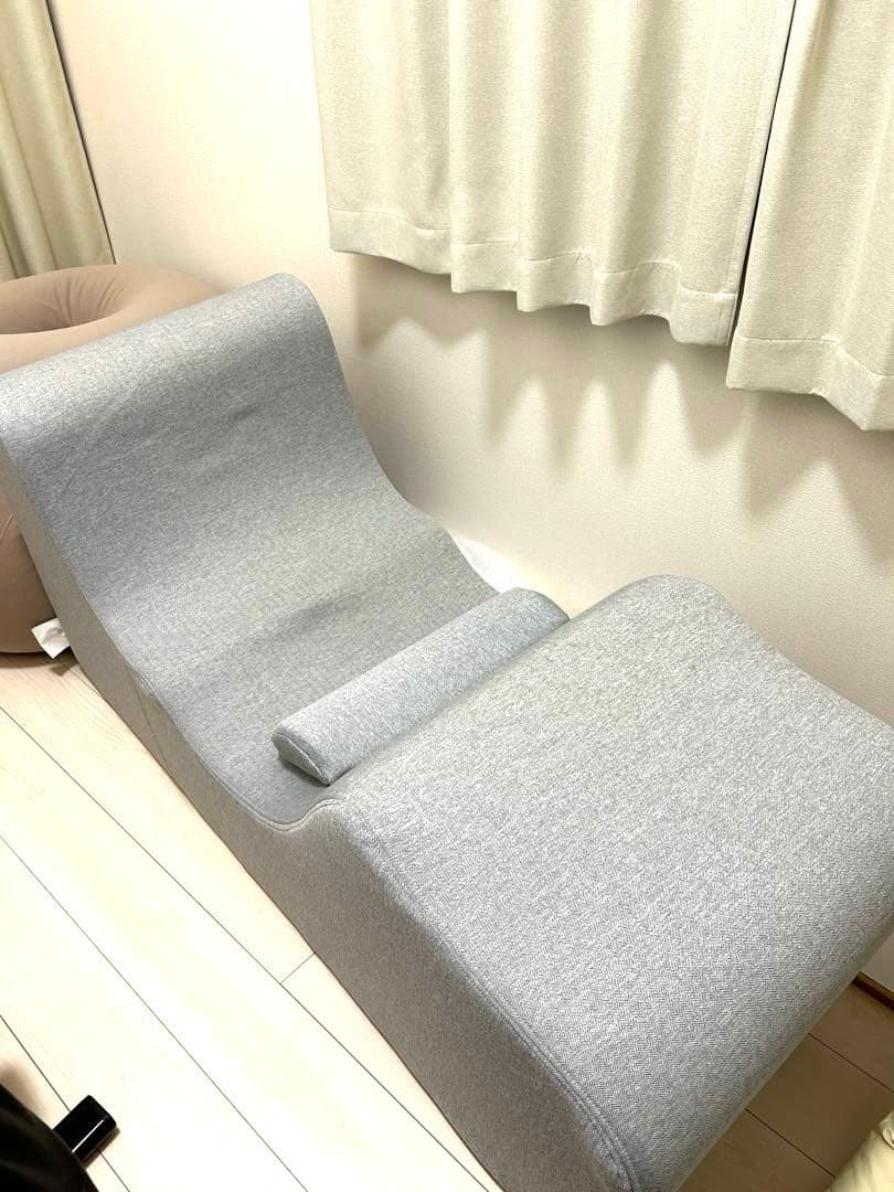 ZINUS ソファ　ライトグレー　ゼログラビティ