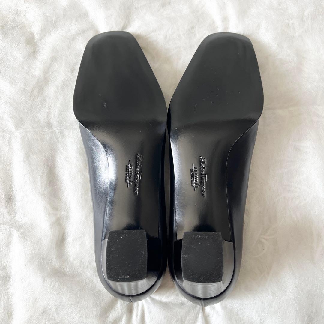 新品未使用✨サルヴァトーレフェラガモ　パンプス　62140 レザー　ブラック