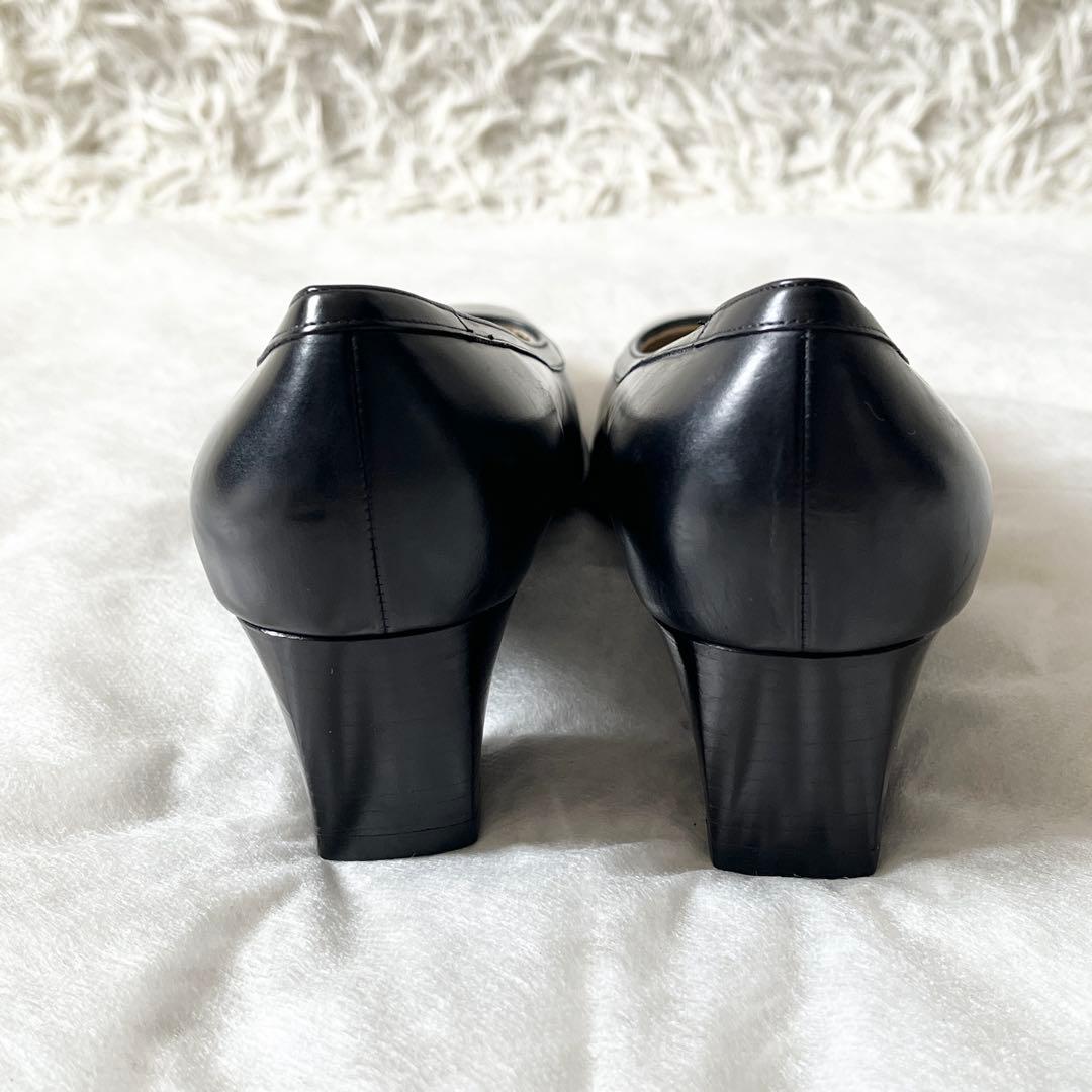 新品未使用✨サルヴァトーレフェラガモ　パンプス　62140 レザー　ブラック