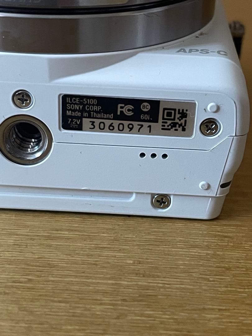 SONY ILCE-5100 α5100 充電器付き