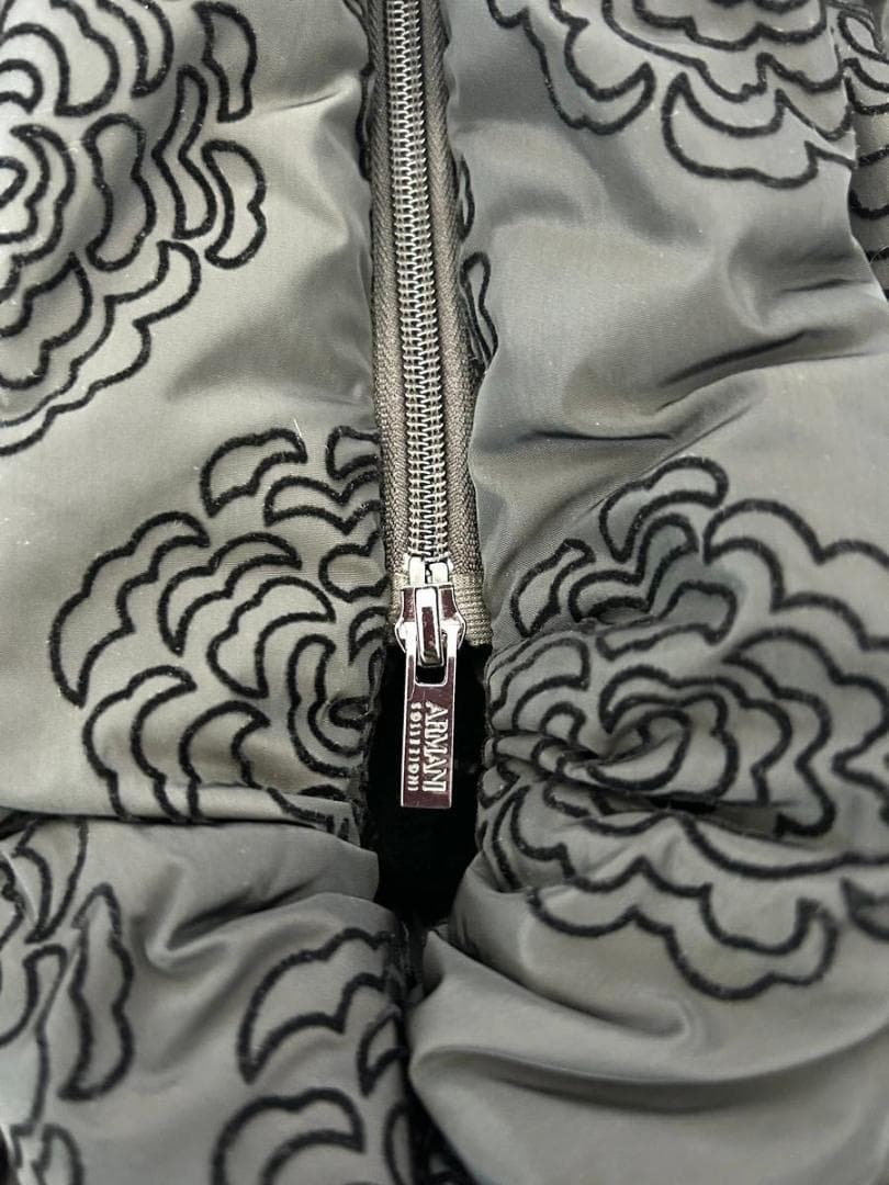 ★美品★【ARMANI COLLEZIONI】花柄ダウンジャケット 42