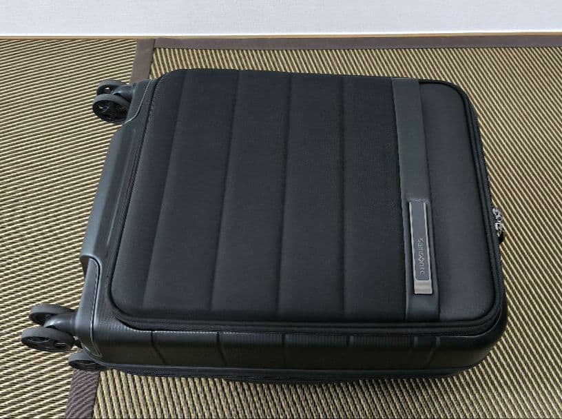 Samsonite ネオポッド スピナー55 サムソナイト