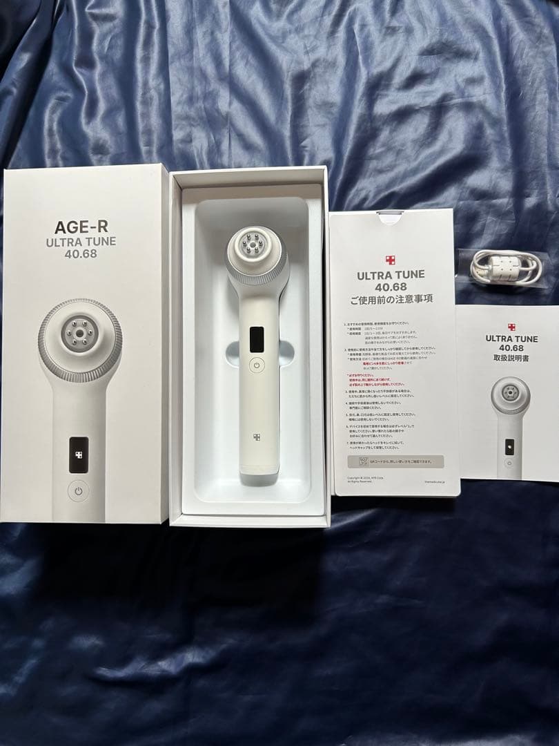 AGE-R ウルトラチューン40.68 メディキューブ 美顔器