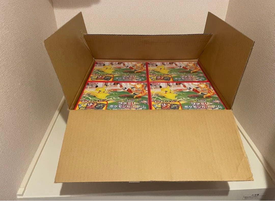 ファミリーポケモンカードゲーム　1カートン　ソード&シールド