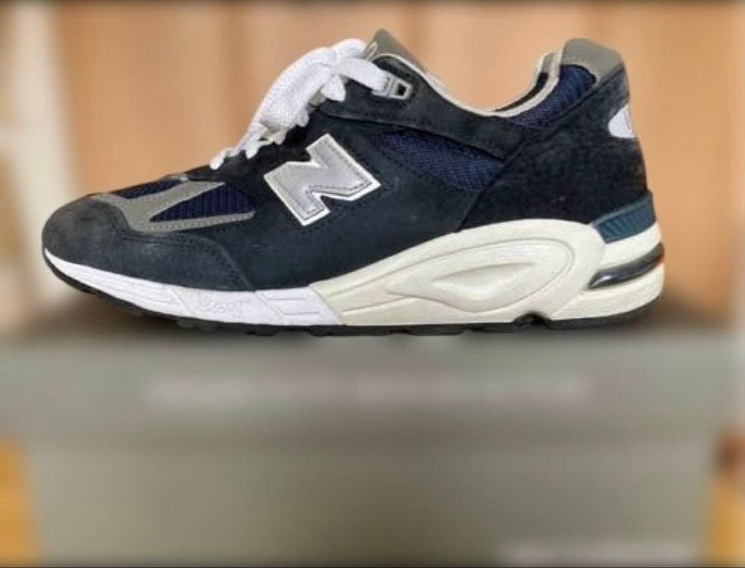 靴 NewBalance M990NB2