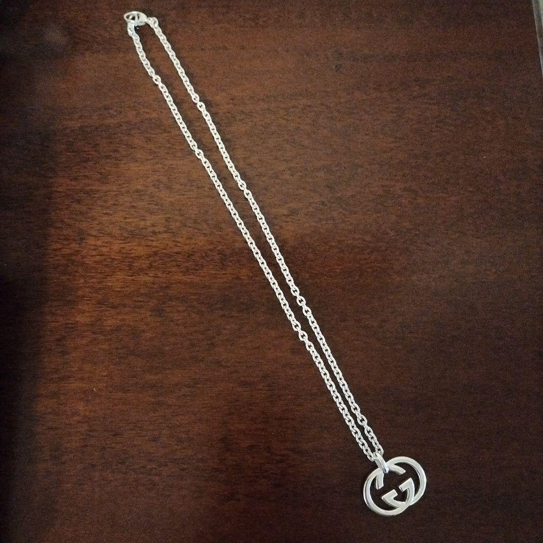 Gucci ダブルGロゴ ネックレス