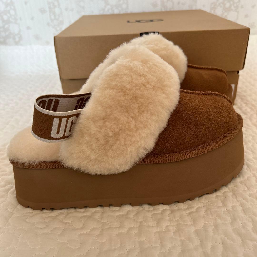 【UGG】FUNKETTE ファンケット サンダル チェスナット25cm