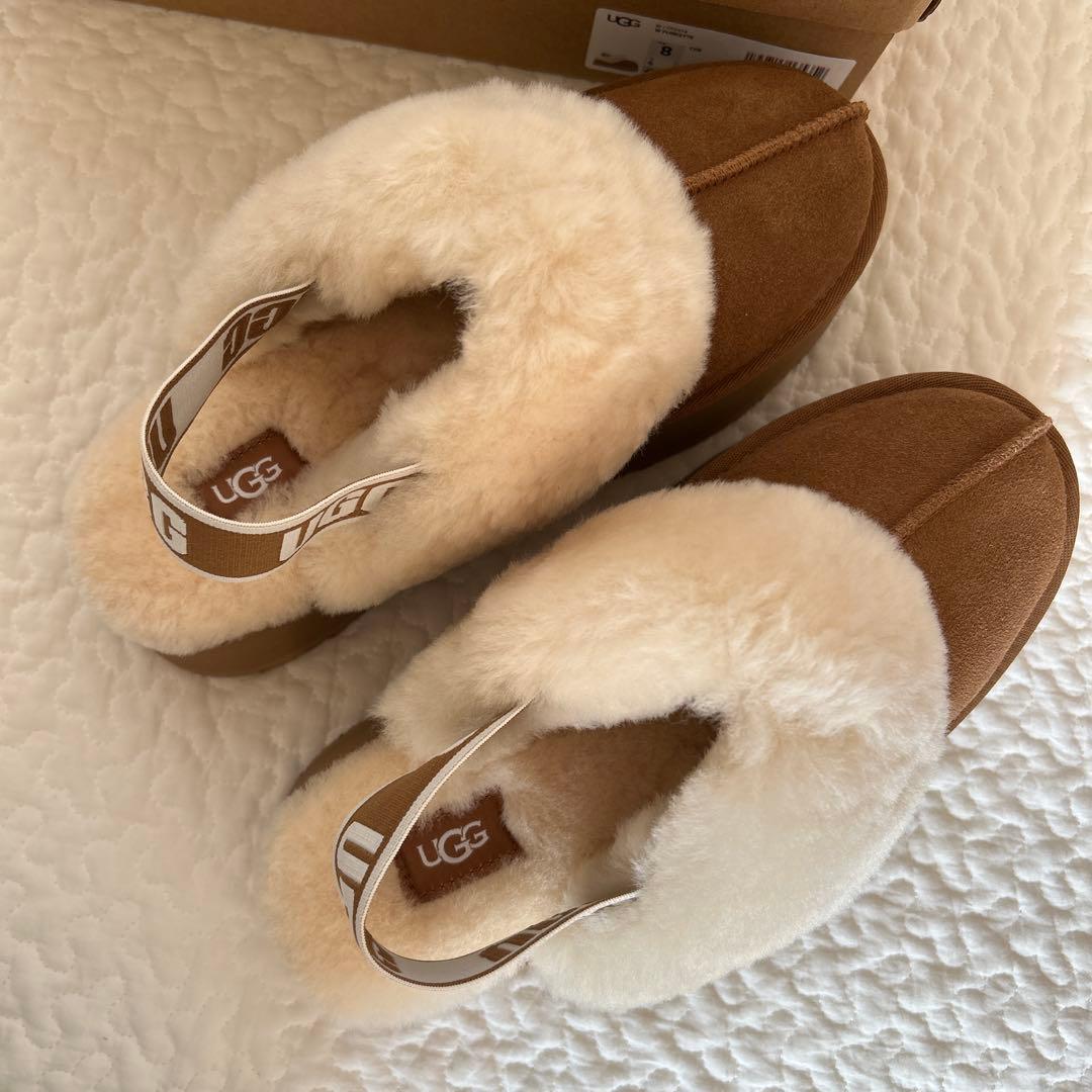 【UGG】FUNKETTE ファンケット サンダル チェスナット25cm