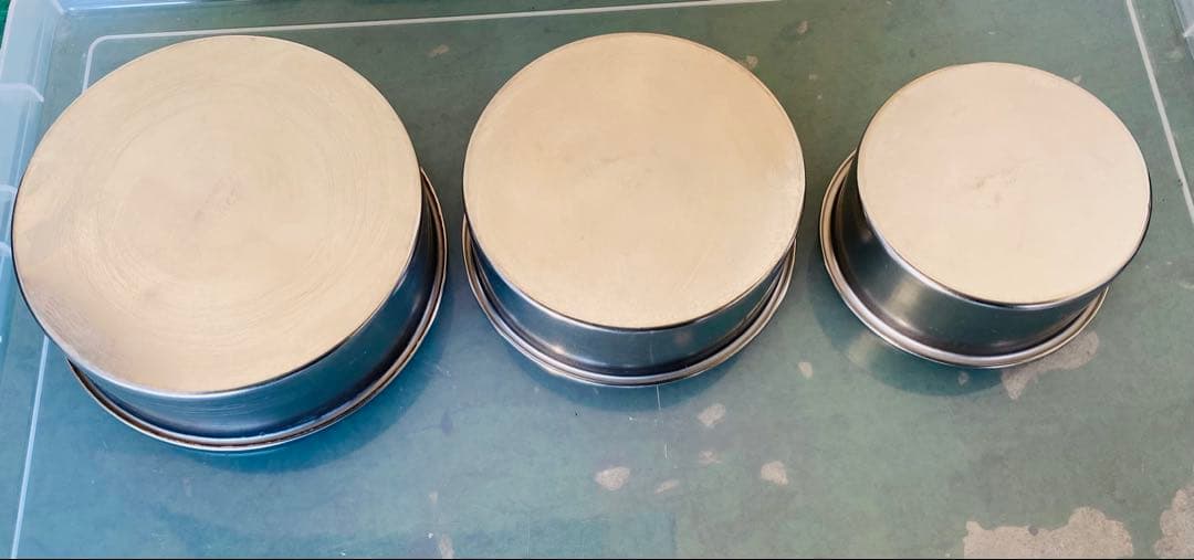 【送料込み】様々な種類のクッキー型とベーキ ング用品セット