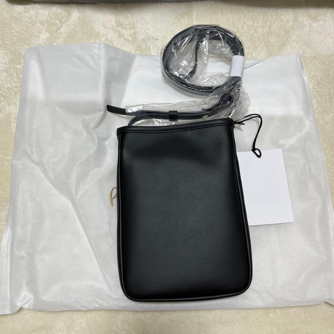 【新品未使用】ポールスミス　レザー　ショルダー　ブラック　サコッシュ