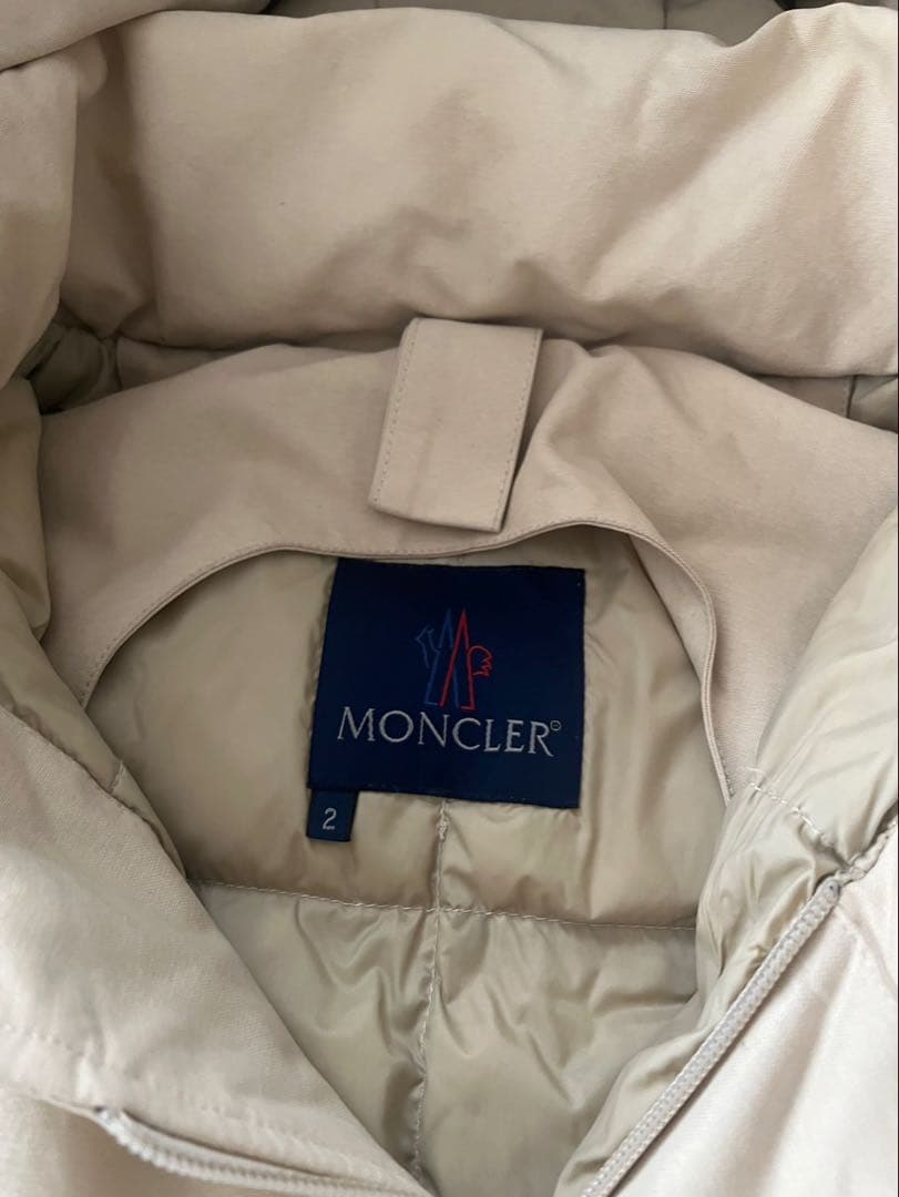 MONCLER ベージュ サイズ 2 L 青タグ コートダウンライナー フード