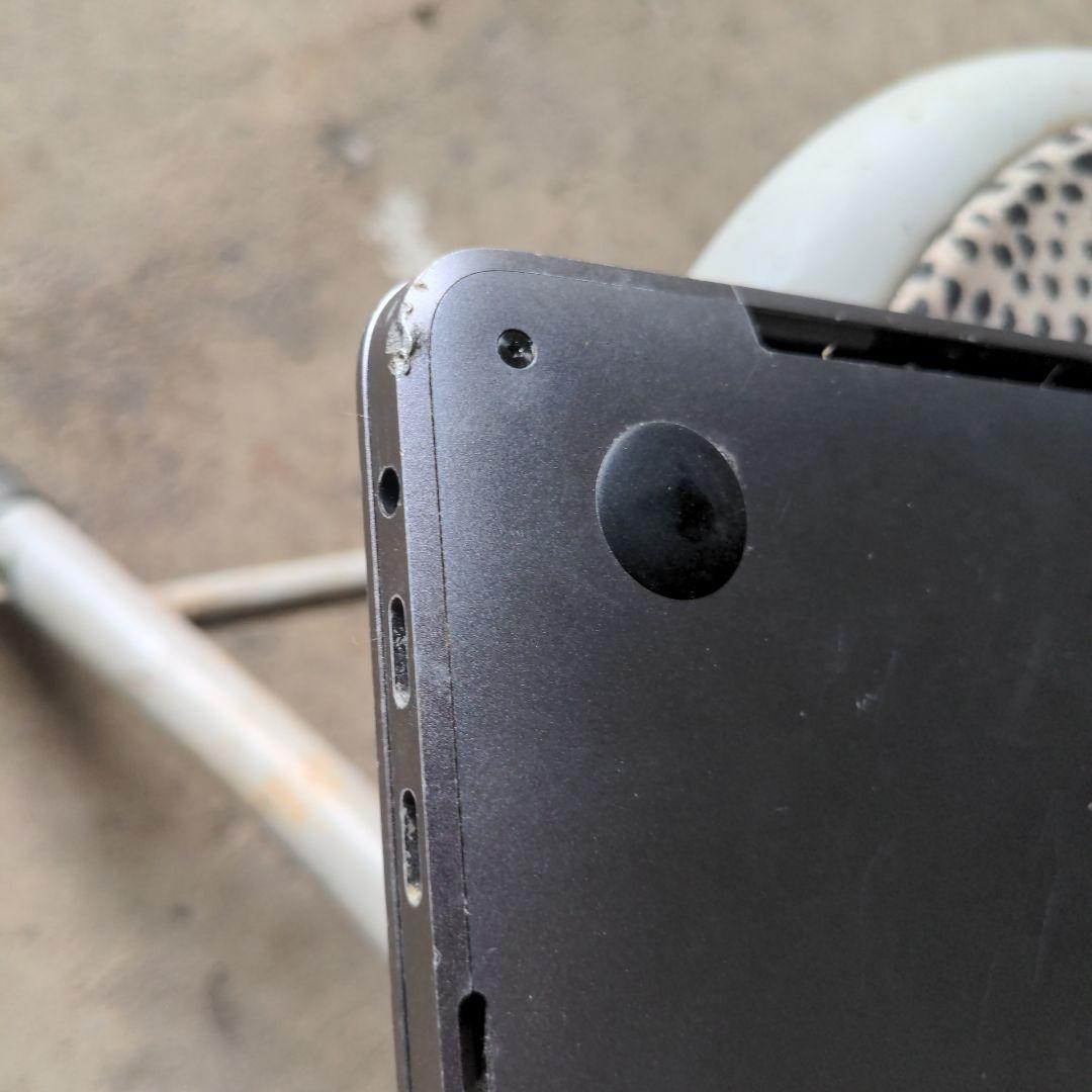 MacBook本体 MACBOOK Pro A1990 EMC 3215