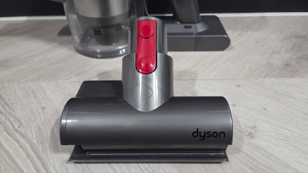 ①ダイソン dyson V8 slim SV10K ハンディクリーナー 46分