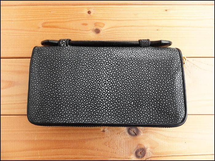 売り尽くし特価★ゴダン Wガルーシャエイ革Wジッパー取っ手付長財布 8105BK