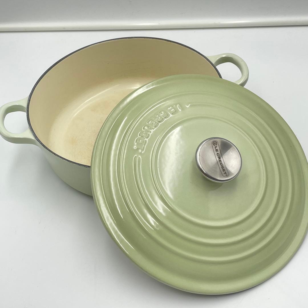 LE CREUSET ボロネーズ　24cm わさび　つまみシルバー　限定色