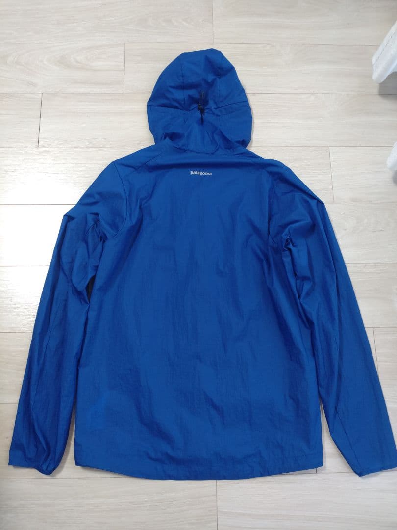 【美中古】パタゴニア　フーディニジャケット　バイキングブルー　メンズM