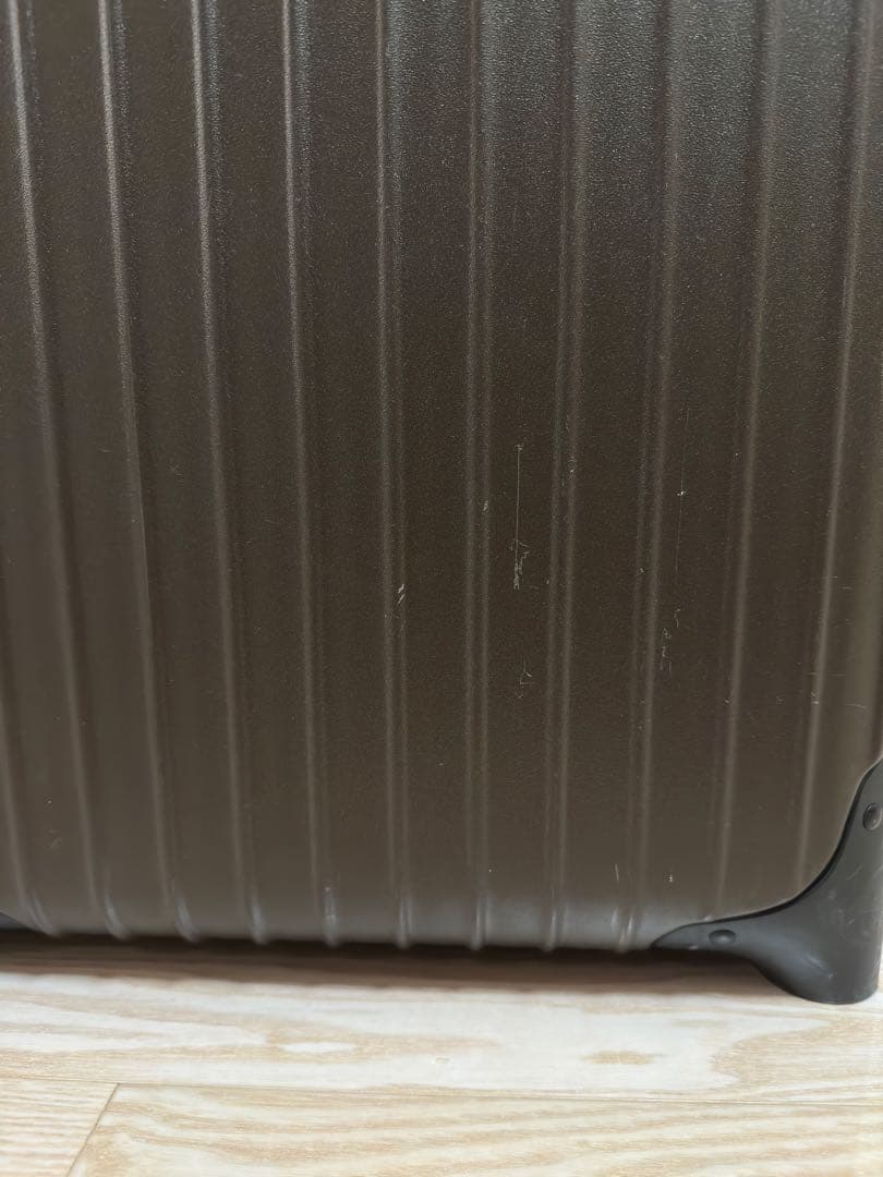 リモワ サルサ 2輪 32L ブロンズマット 機内持ち込み対応