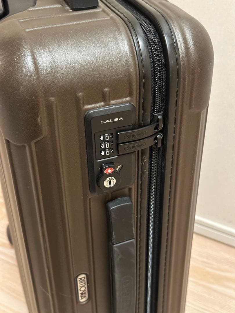リモワ サルサ 2輪 32L ブロンズマット 機内持ち込み対応